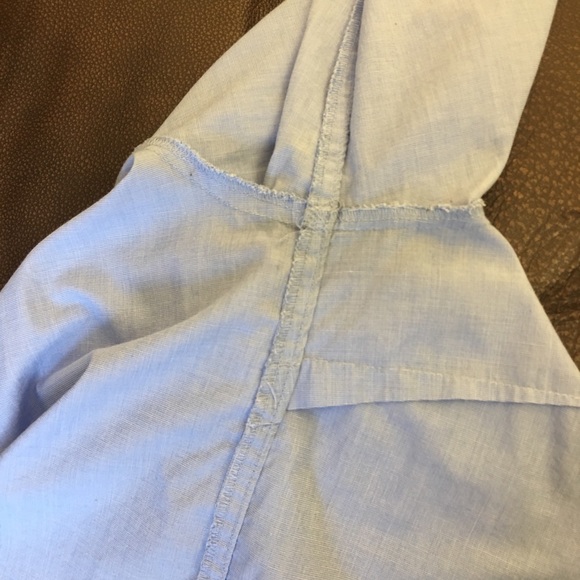 H y M  button down shirts made in Cambodia - Picture 8 of 9